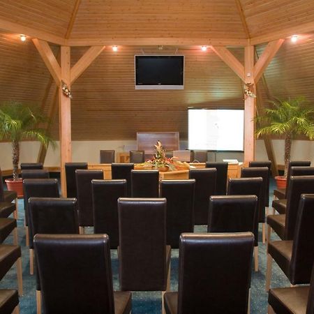 Hotel Fortuna Davod Екстер'єр фото