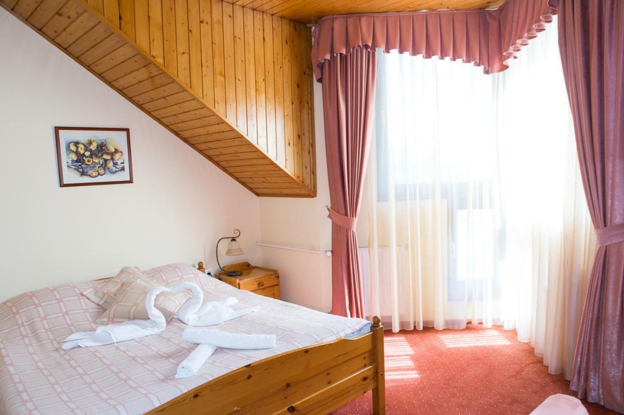 Hotel Fortuna Davod Екстер'єр фото